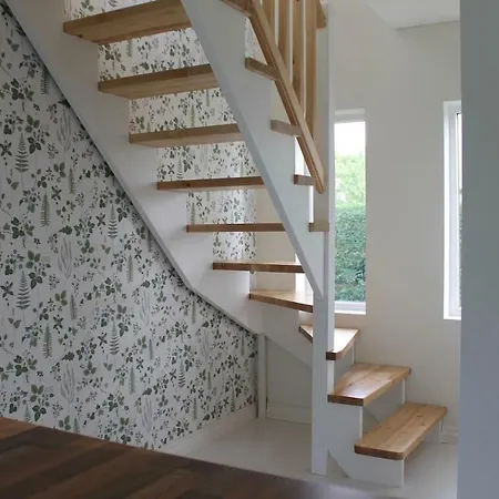 Villa Orissaare Vikendica